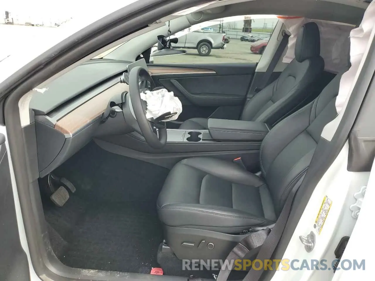 7 Фотография поврежденного автомобиля 7SAYGDEE4RF070760 TESLA MODEL Y 2024