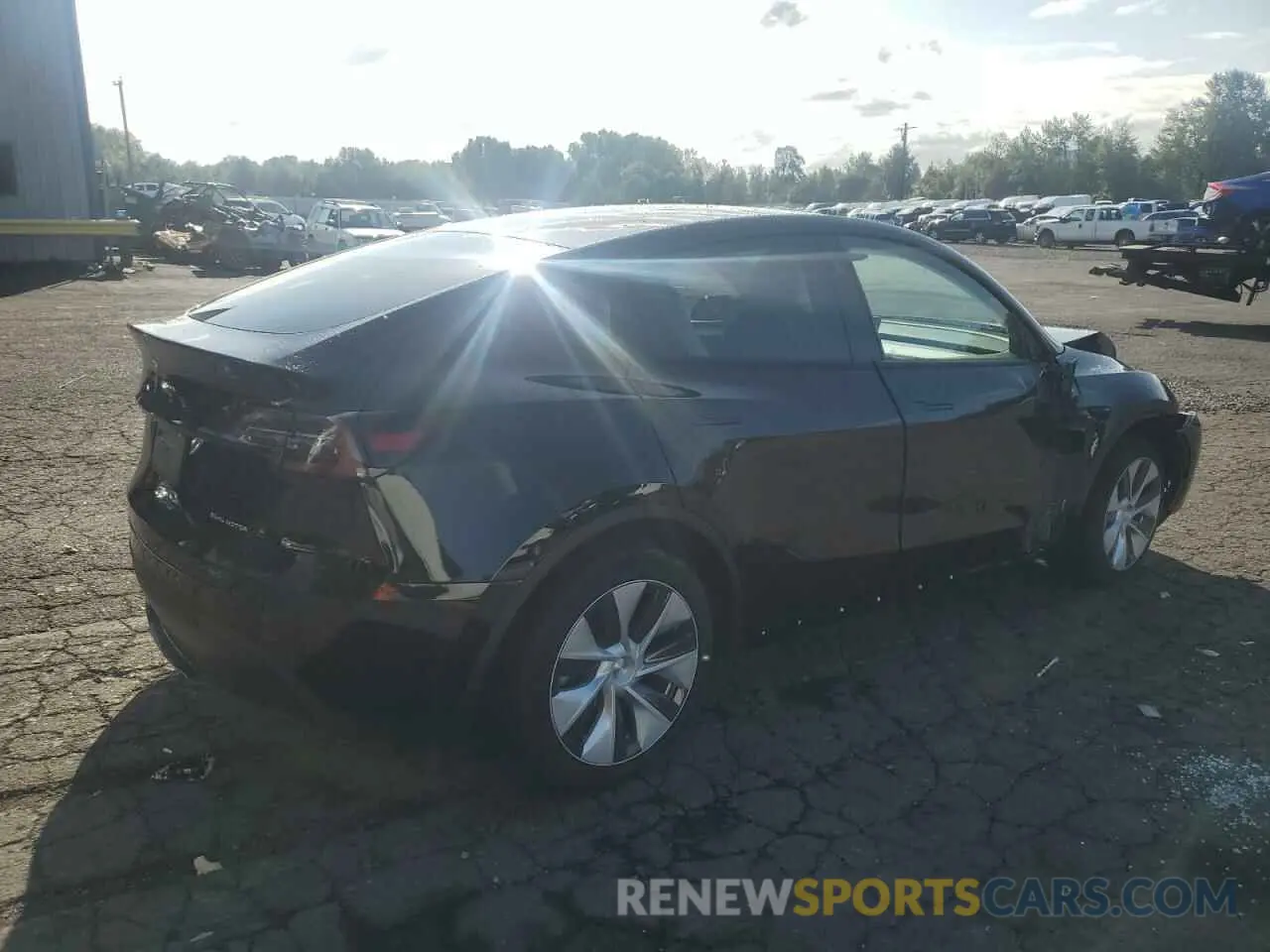 3 Фотография поврежденного автомобиля 7SAYGDEE4RF075098 TESLA MODEL Y 2024