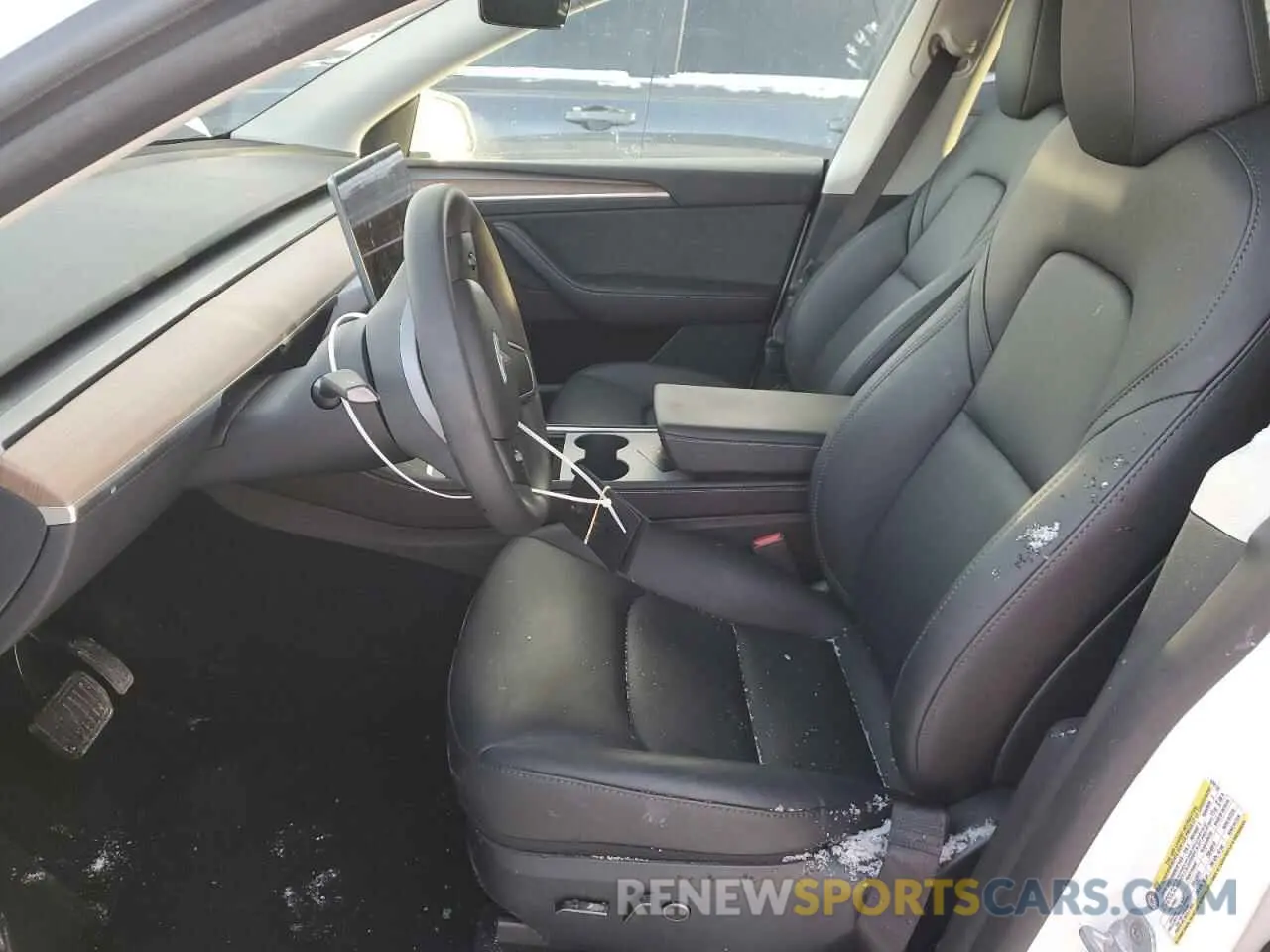 7 Фотография поврежденного автомобиля 7SAYGDEE4RF079118 TESLA MODEL Y 2024