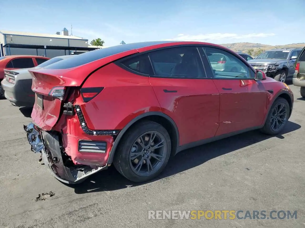 3 Photograph of a damaged car 7SAYGDEE4RF156411 TESLA MODEL Y 2024