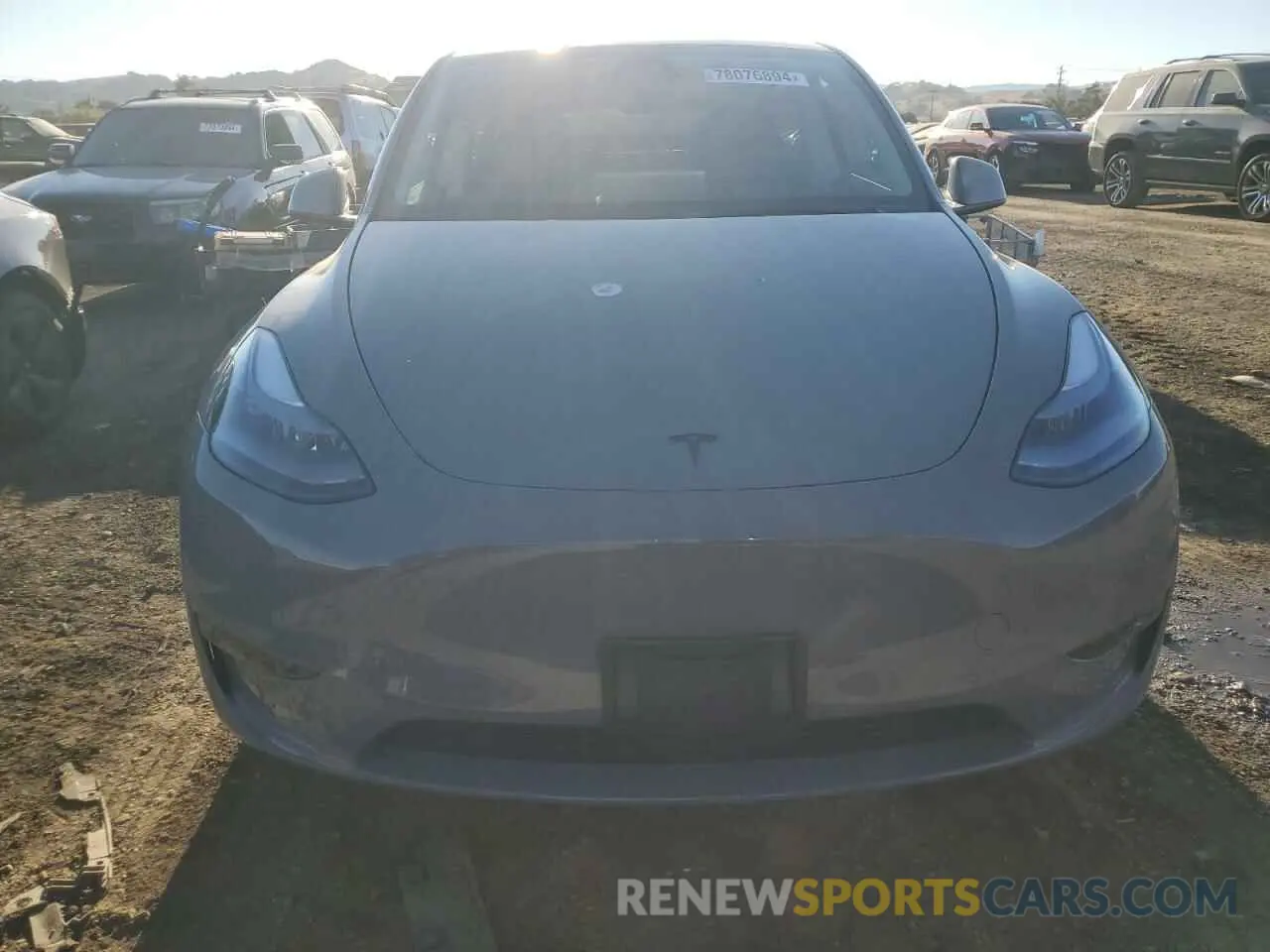 5 Photograph of a damaged car 7SAYGDEE4RF990565 TESLA MODEL Y 2024