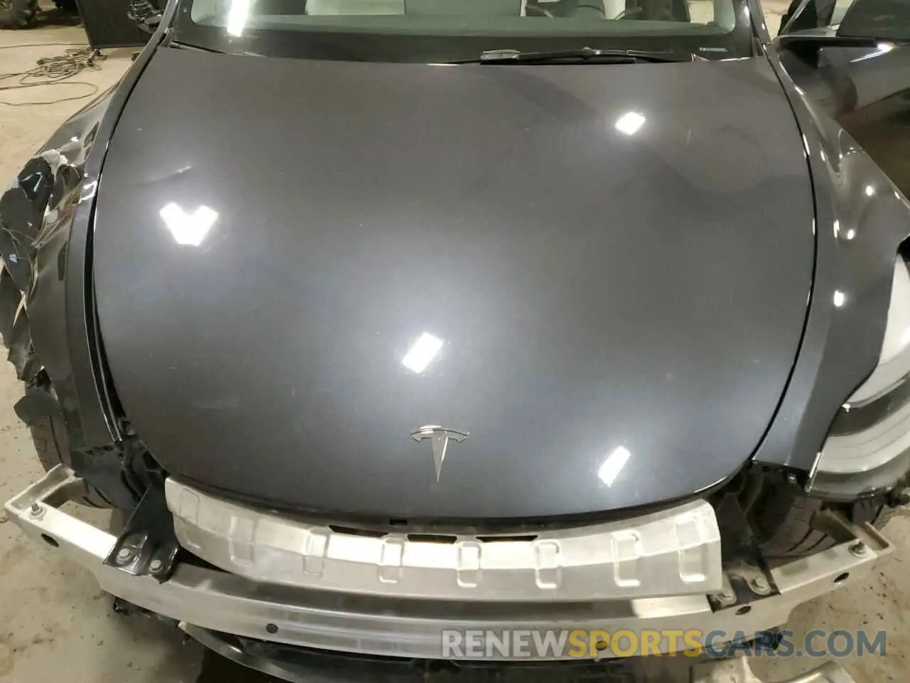 12 Photograph of a damaged car 7SAYGDEE5RA237687 TESLA MODEL Y 2024