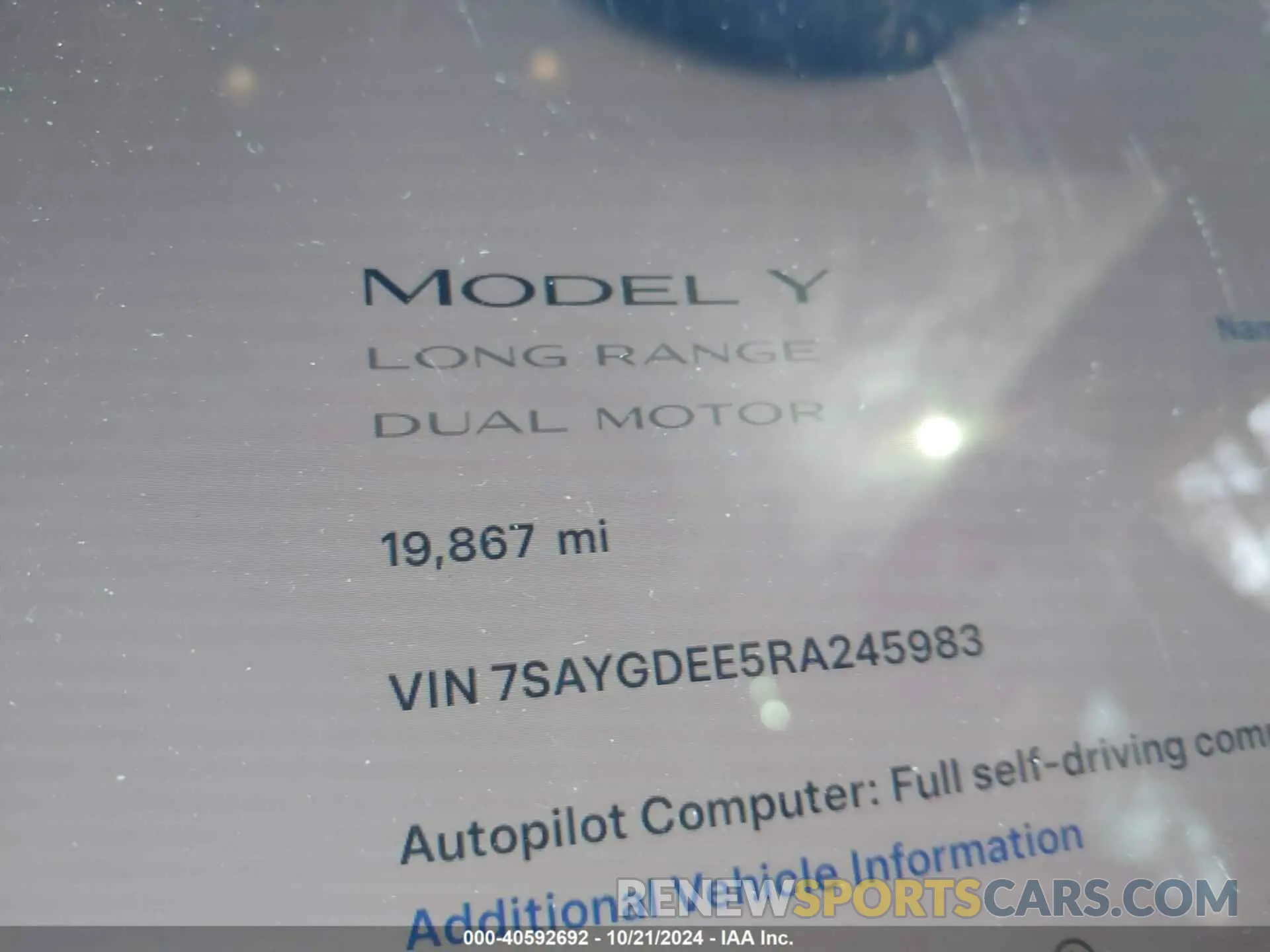 14 Photograph of a damaged car 7SAYGDEE5RA245983 TESLA MODEL Y 2024
