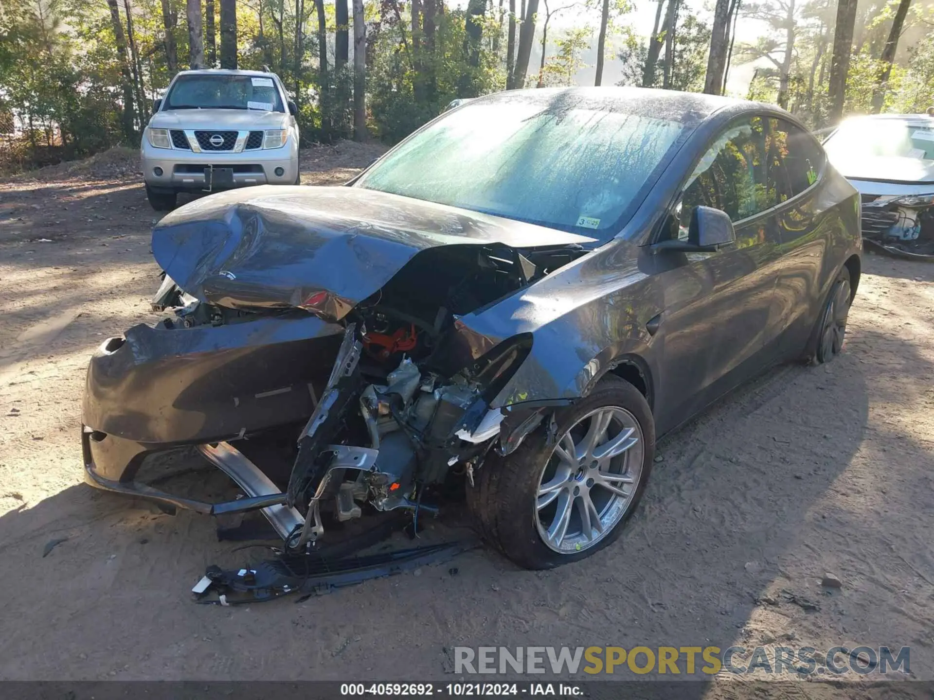 2 Photograph of a damaged car 7SAYGDEE5RA245983 TESLA MODEL Y 2024