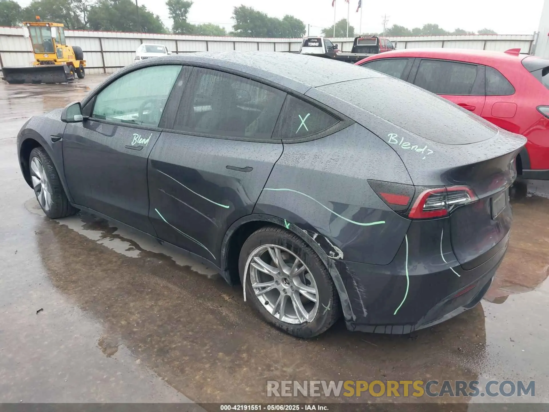 3 Фотография поврежденного автомобиля 7SAYGDEE5RA260614 TESLA MODEL Y 2024