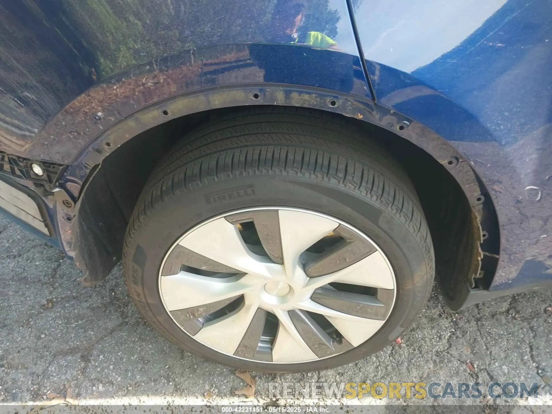 23 Photograph of a damaged car 7SAYGDEE5RA285075 TESLA MODEL Y 2024