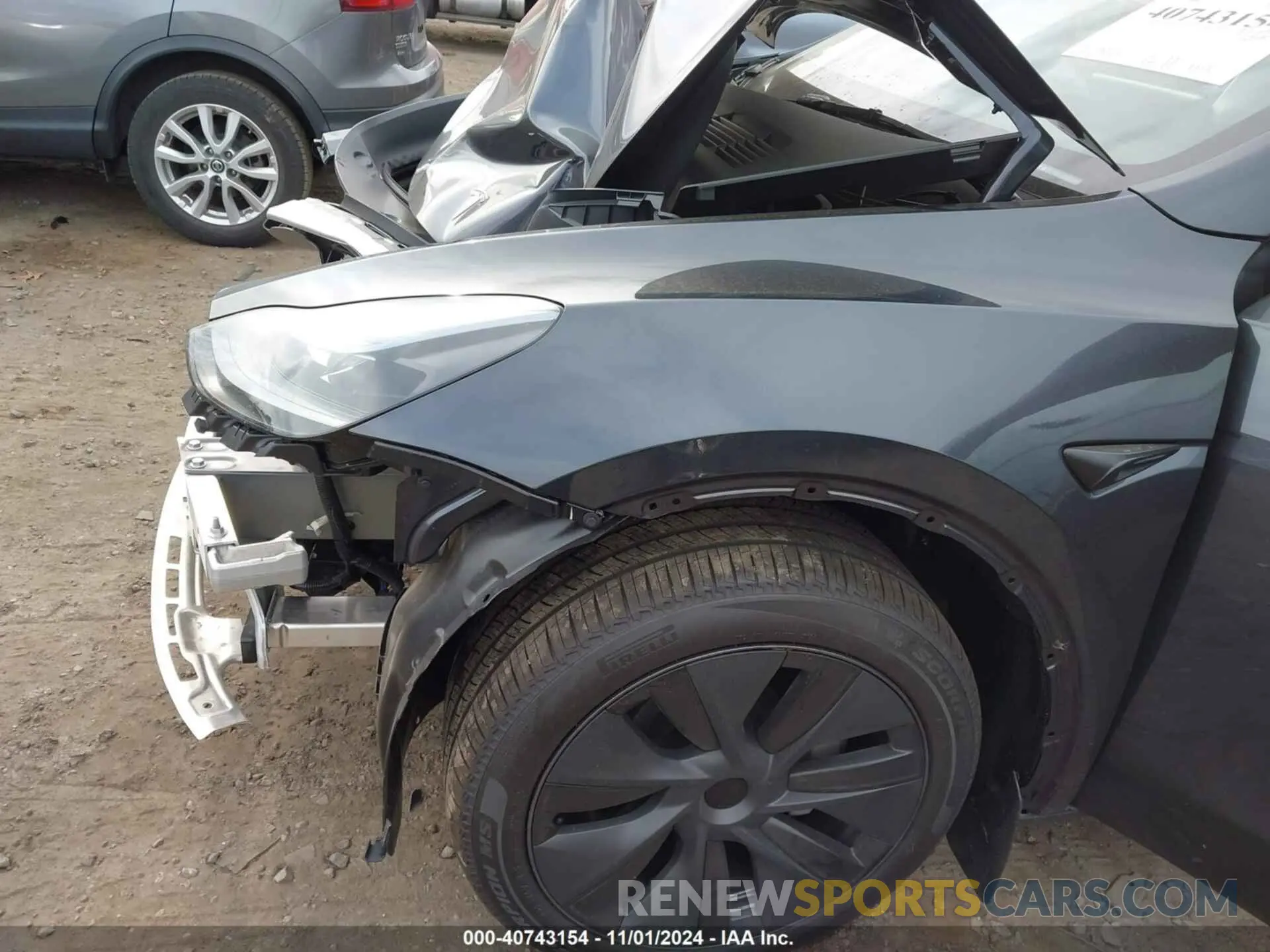 18 Photograph of a damaged car 7SAYGDEE5RA325008 TESLA MODEL Y 2024