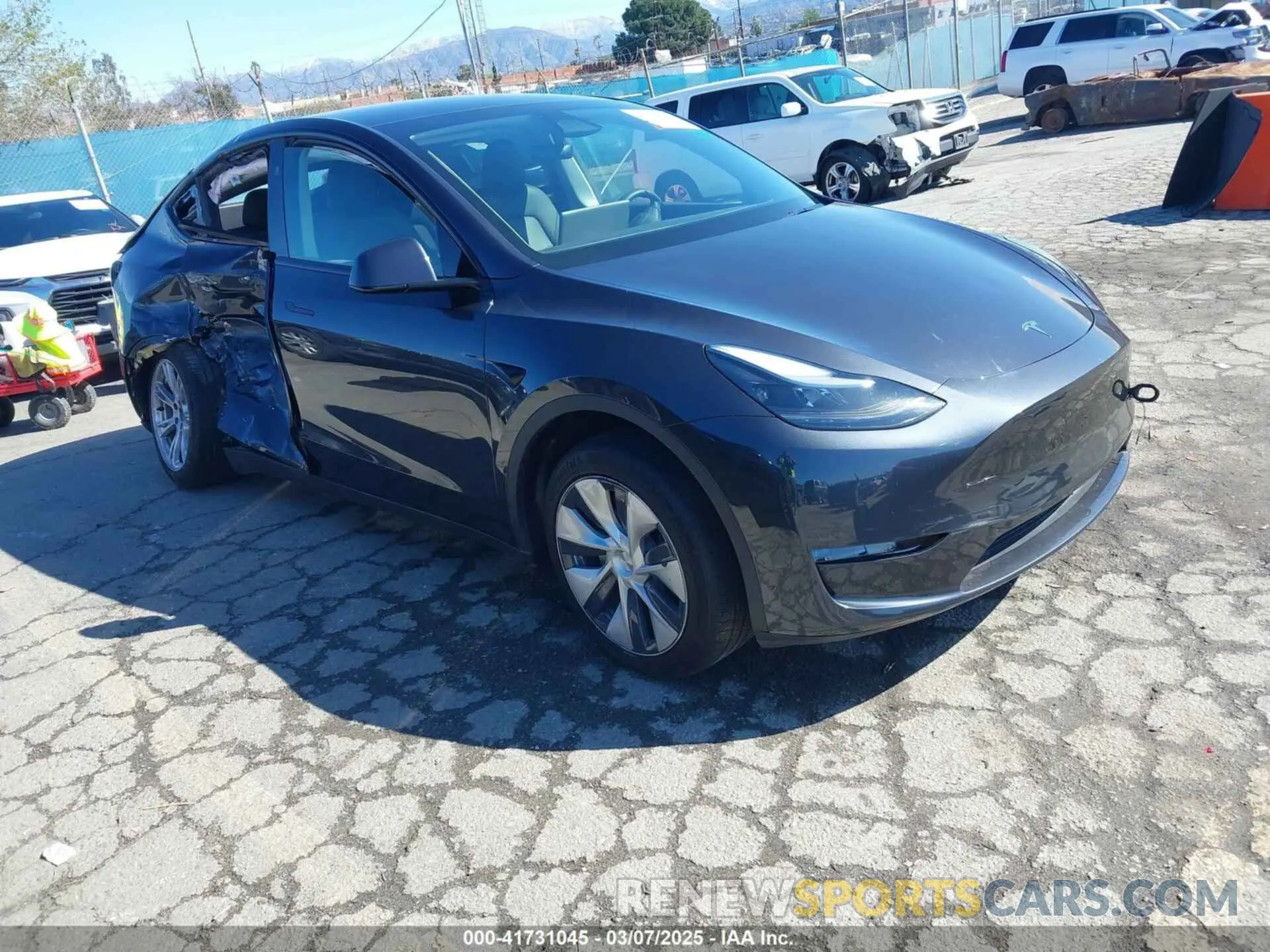 1 Photograph of a damaged car 7SAYGDEE5RF003424 TESLA MODEL Y 2024