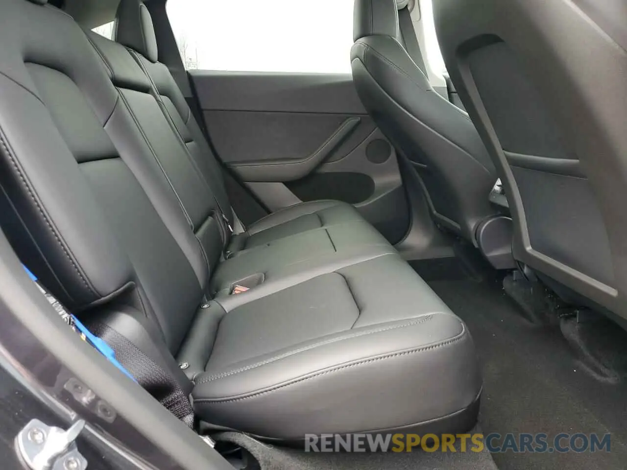 10 Фотография поврежденного автомобиля 7SAYGDEE5RF199560 TESLA MODEL Y 2024