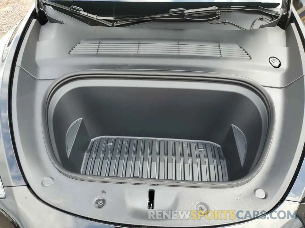 12 Photograph of a damaged car 7SAYGDEE5RF983821 TESLA MODEL Y 2024