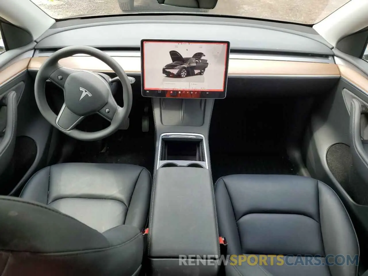 8 Photograph of a damaged car 7SAYGDEE5RF983821 TESLA MODEL Y 2024