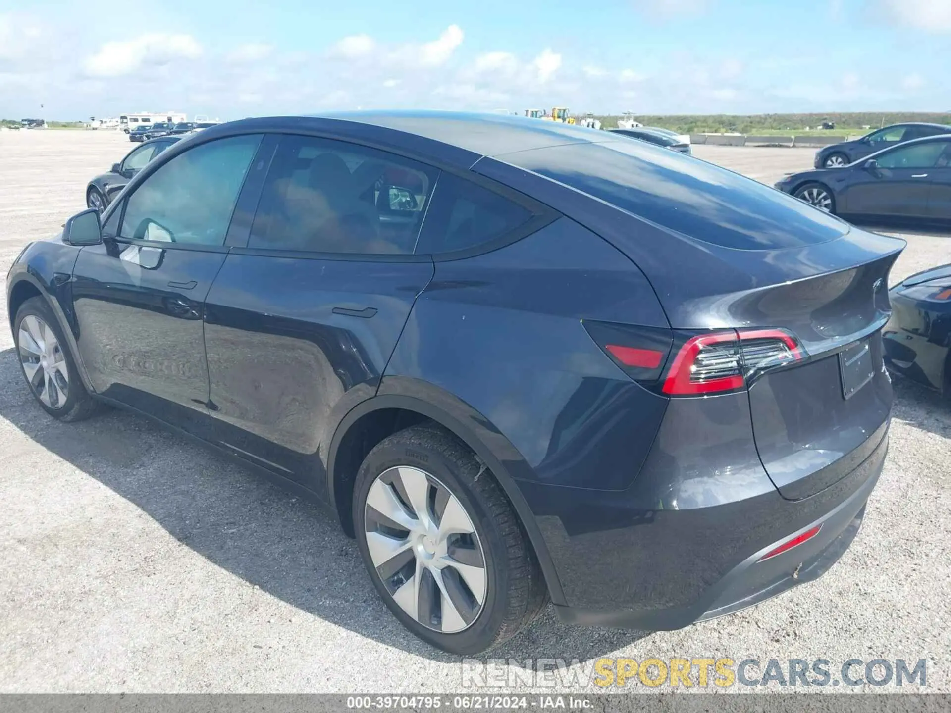 3 Фотография поврежденного автомобиля 7SAYGDEE6RA239531 TESLA MODEL Y 2024