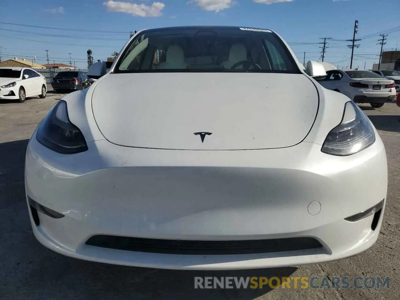 5 Photograph of a damaged car 7SAYGDEE6RA261884 TESLA MODEL Y 2024