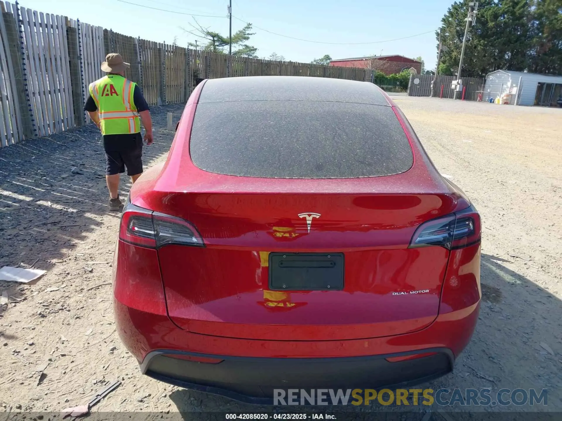 16 Фотография поврежденного автомобиля 7SAYGDEE6RA275784 TESLA MODEL Y 2024