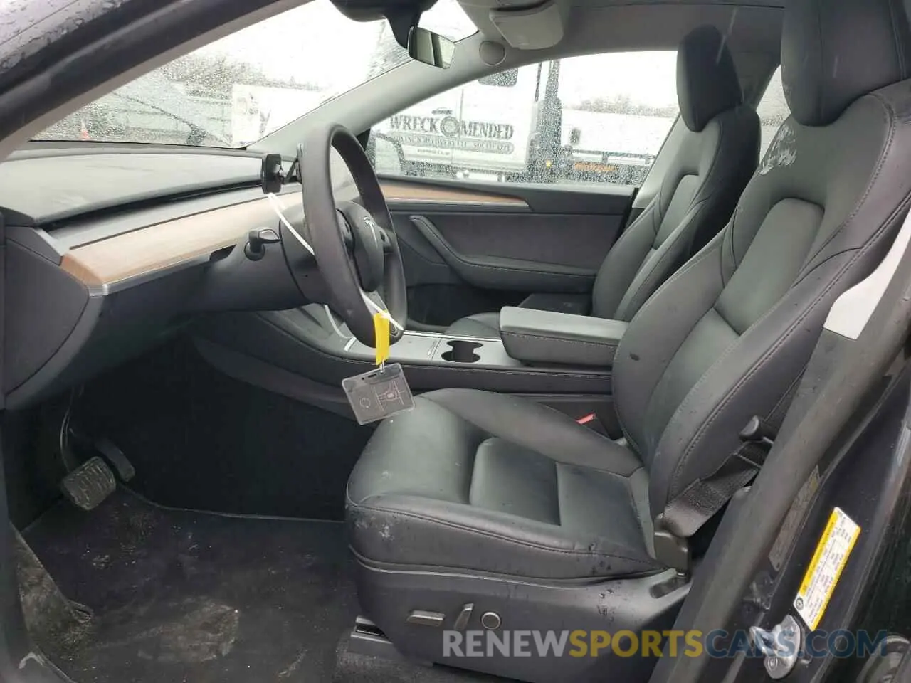 7 Фотография поврежденного автомобиля 7SAYGDEE6RA278636 TESLA MODEL Y 2024