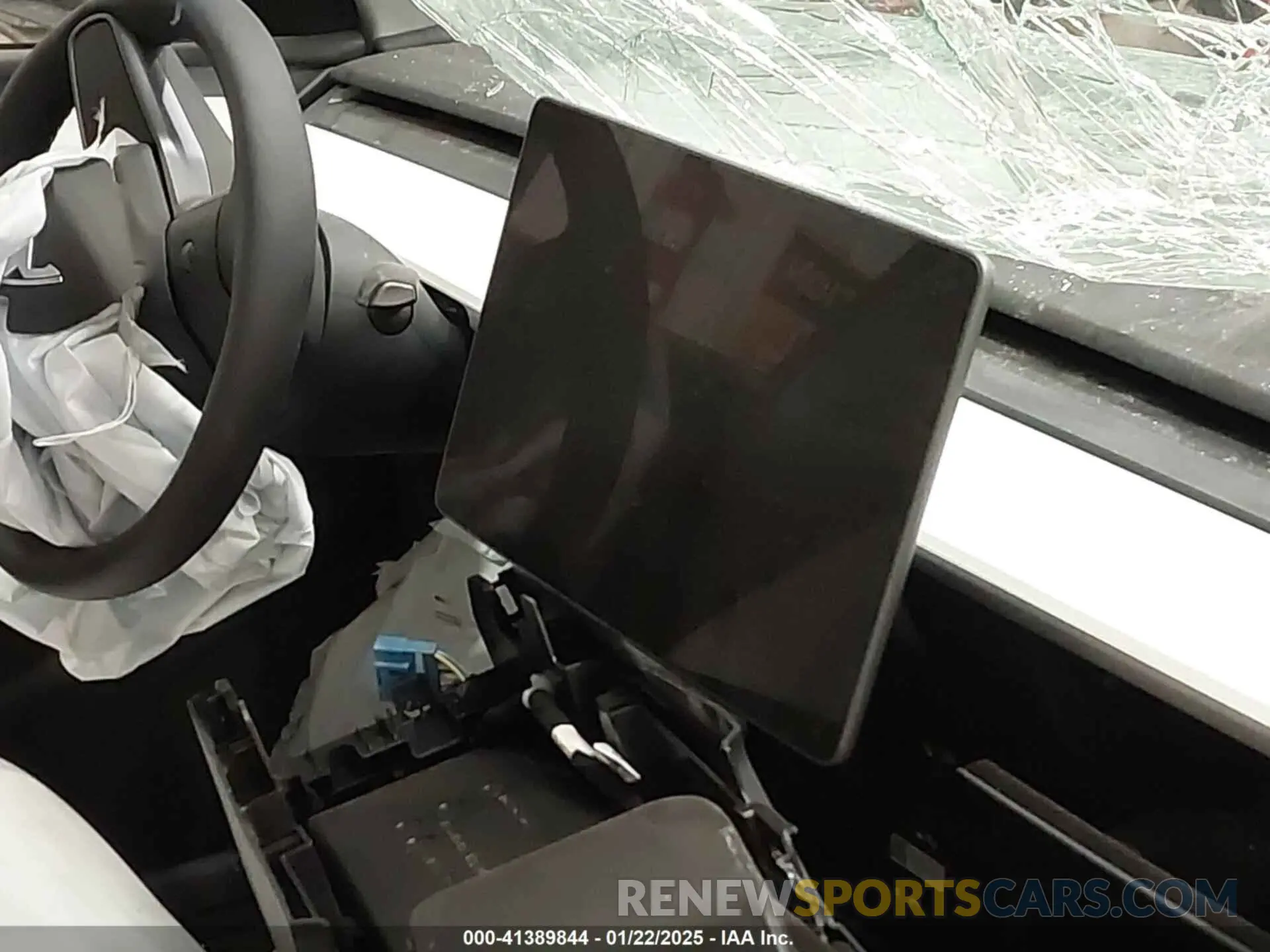 7 Фотография поврежденного автомобиля 7SAYGDEE6RA288826 TESLA MODEL Y 2024