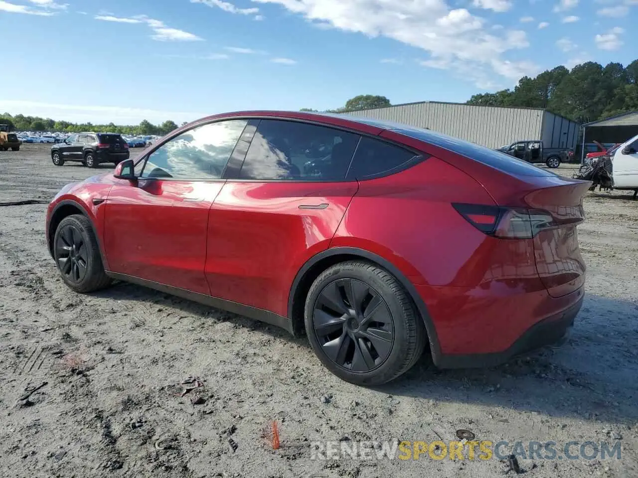 2 Photograph of a damaged car 7SAYGDEE6RA318973 TESLA MODEL Y 2024