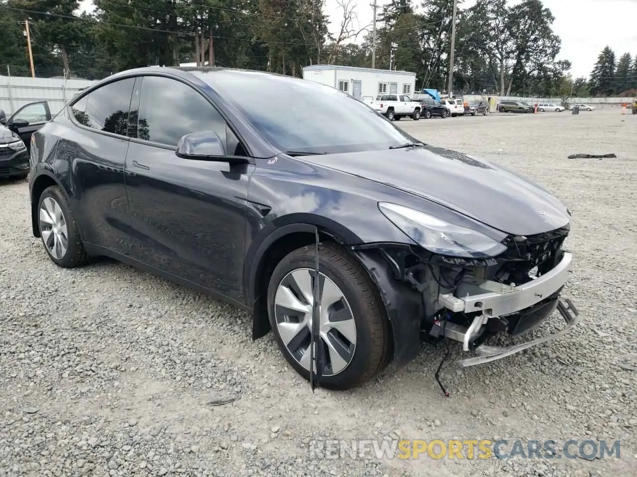 4 Photograph of a damaged car 7SAYGDEE6RF013587 TESLA MODEL Y 2024