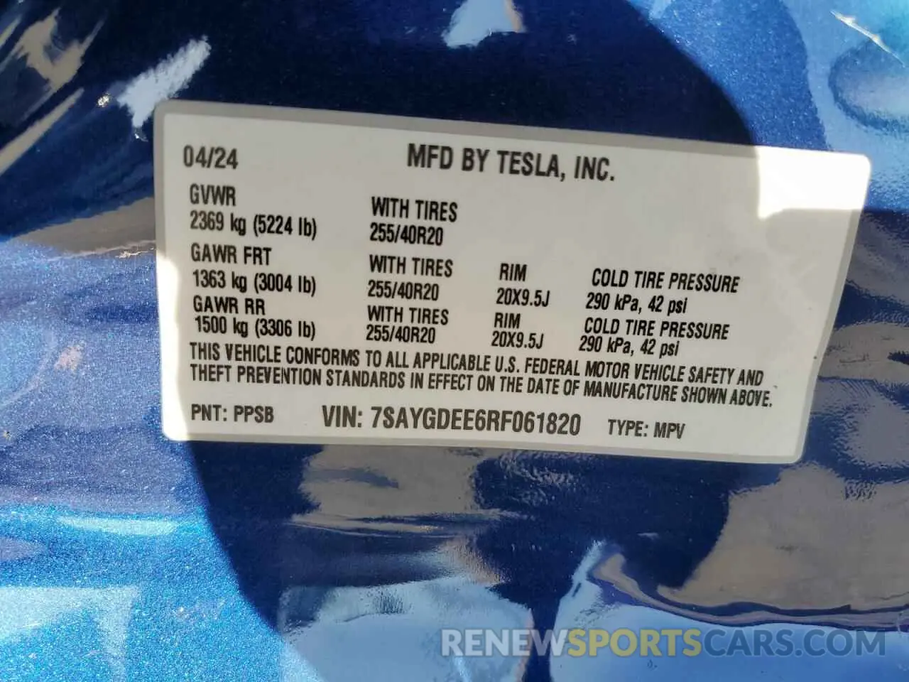 12 Photograph of a damaged car 7SAYGDEE6RF061820 TESLA MODEL Y 2024