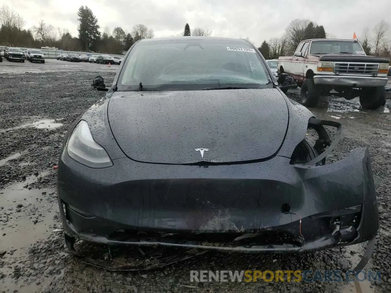 5 Photograph of a damaged car 7SAYGDEE6RF074471 TESLA MODEL Y 2024