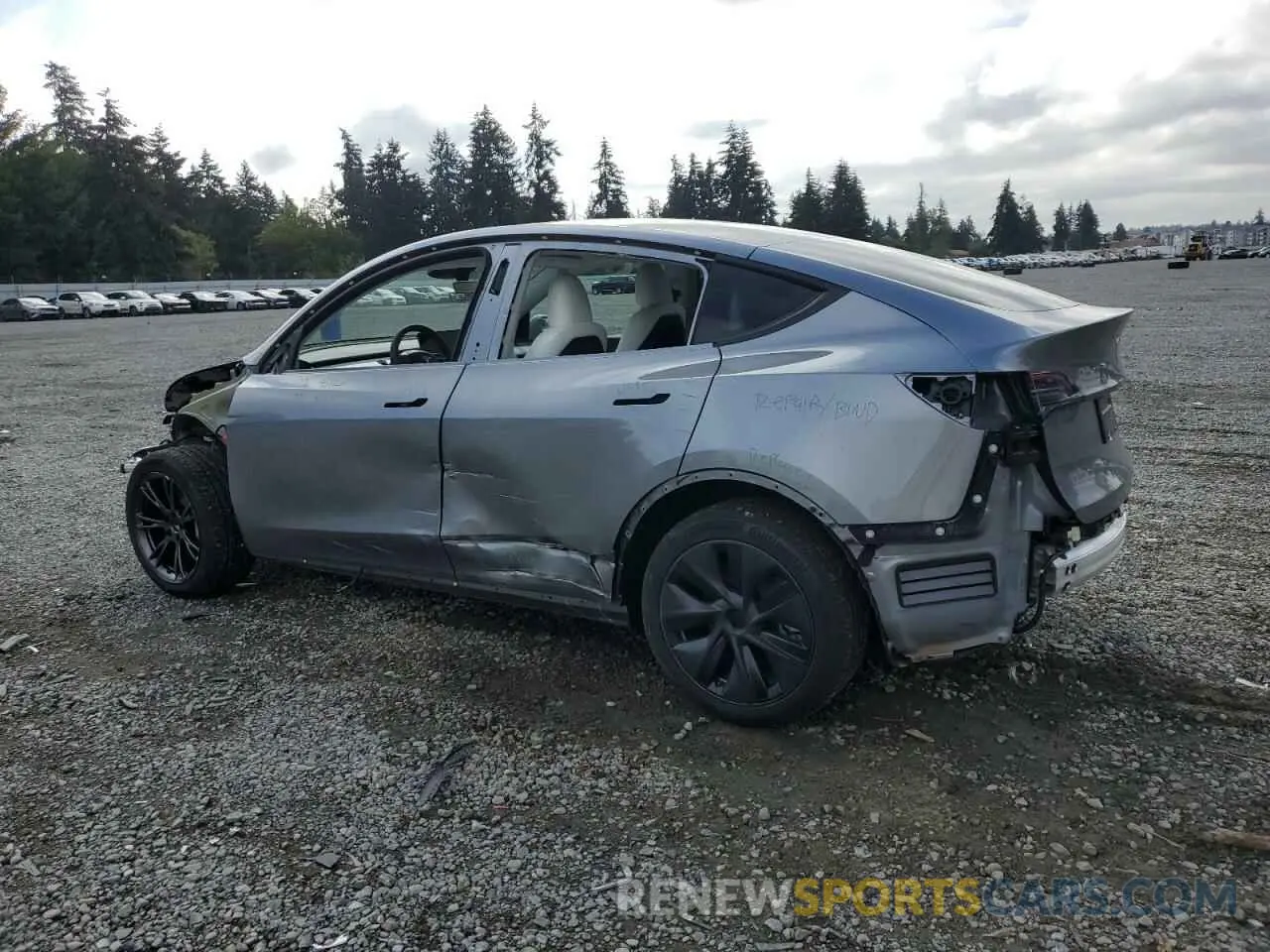 2 Фотография поврежденного автомобиля 7SAYGDEE6RF104018 TESLA MODEL Y 2024