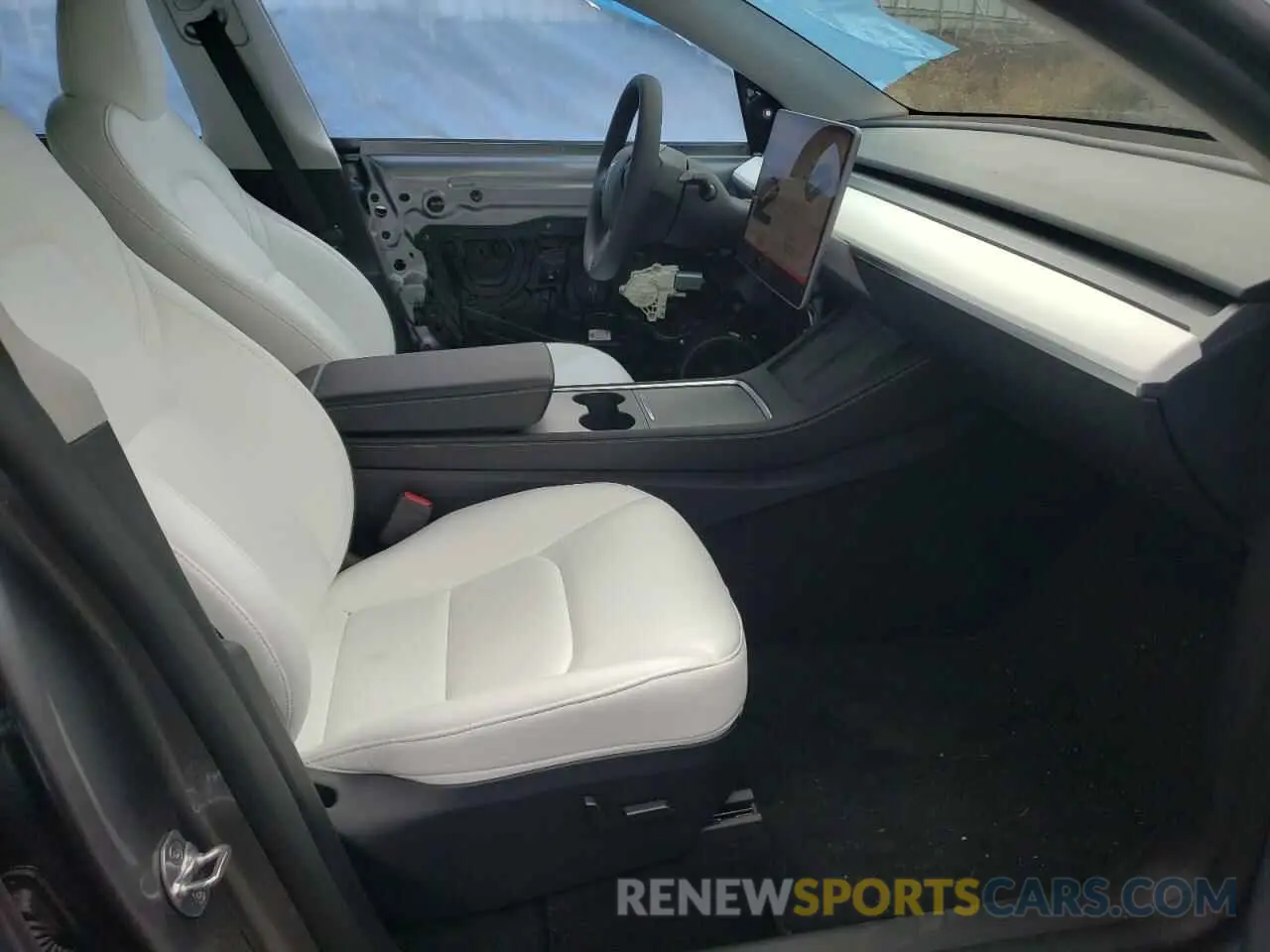 7 Фотография поврежденного автомобиля 7SAYGDEE6RF104018 TESLA MODEL Y 2024