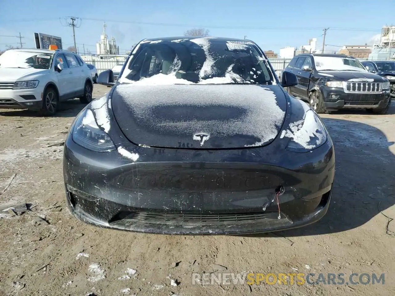 5 Photograph of a damaged car 7SAYGDEE6RF152828 TESLA MODEL Y 2024