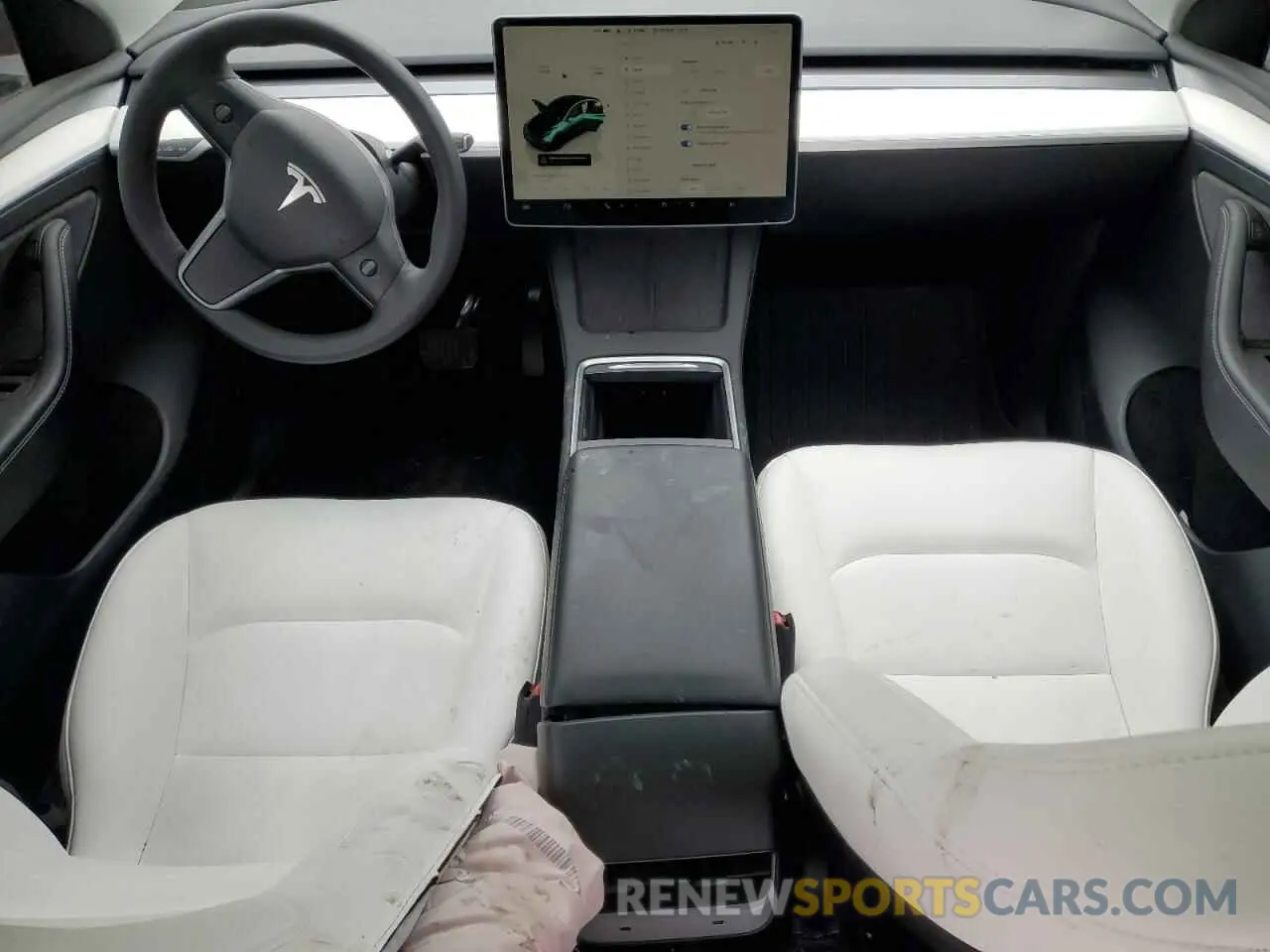 8 Photograph of a damaged car 7SAYGDEE6RF152828 TESLA MODEL Y 2024