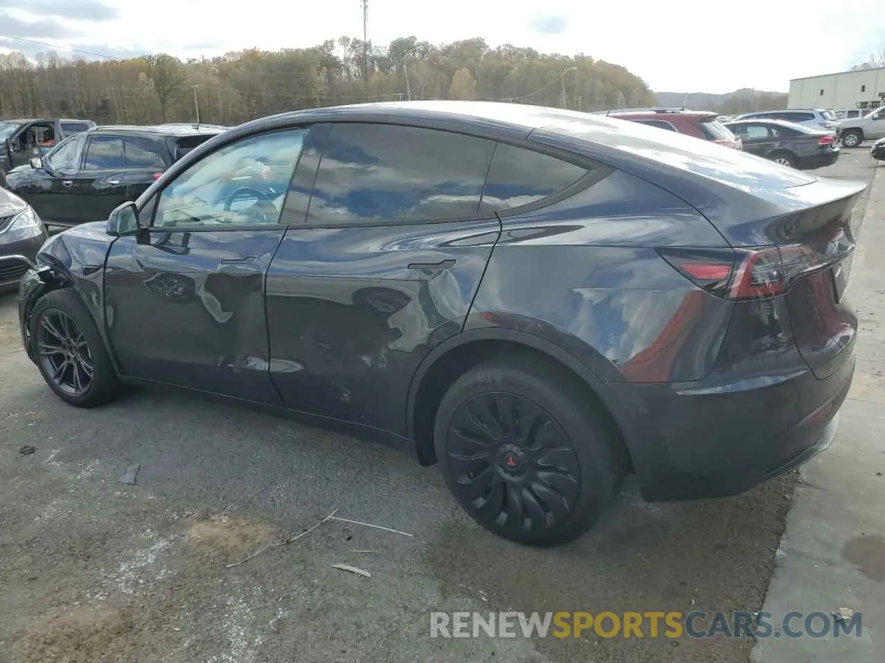 2 Photograph of a damaged car 7SAYGDEE6RF161464 TESLA MODEL Y 2024
