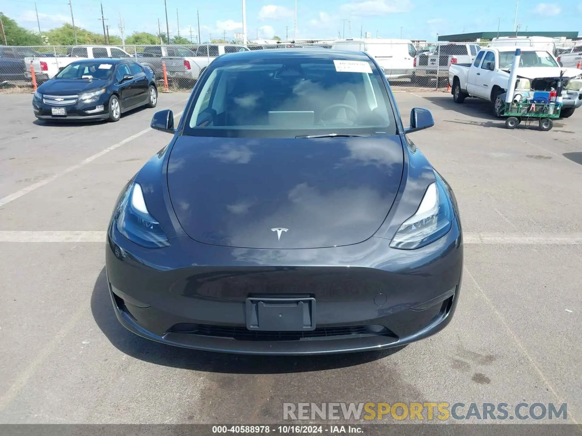 13 Photograph of a damaged car 7SAYGDEE6RF183836 TESLA MODEL Y 2024
