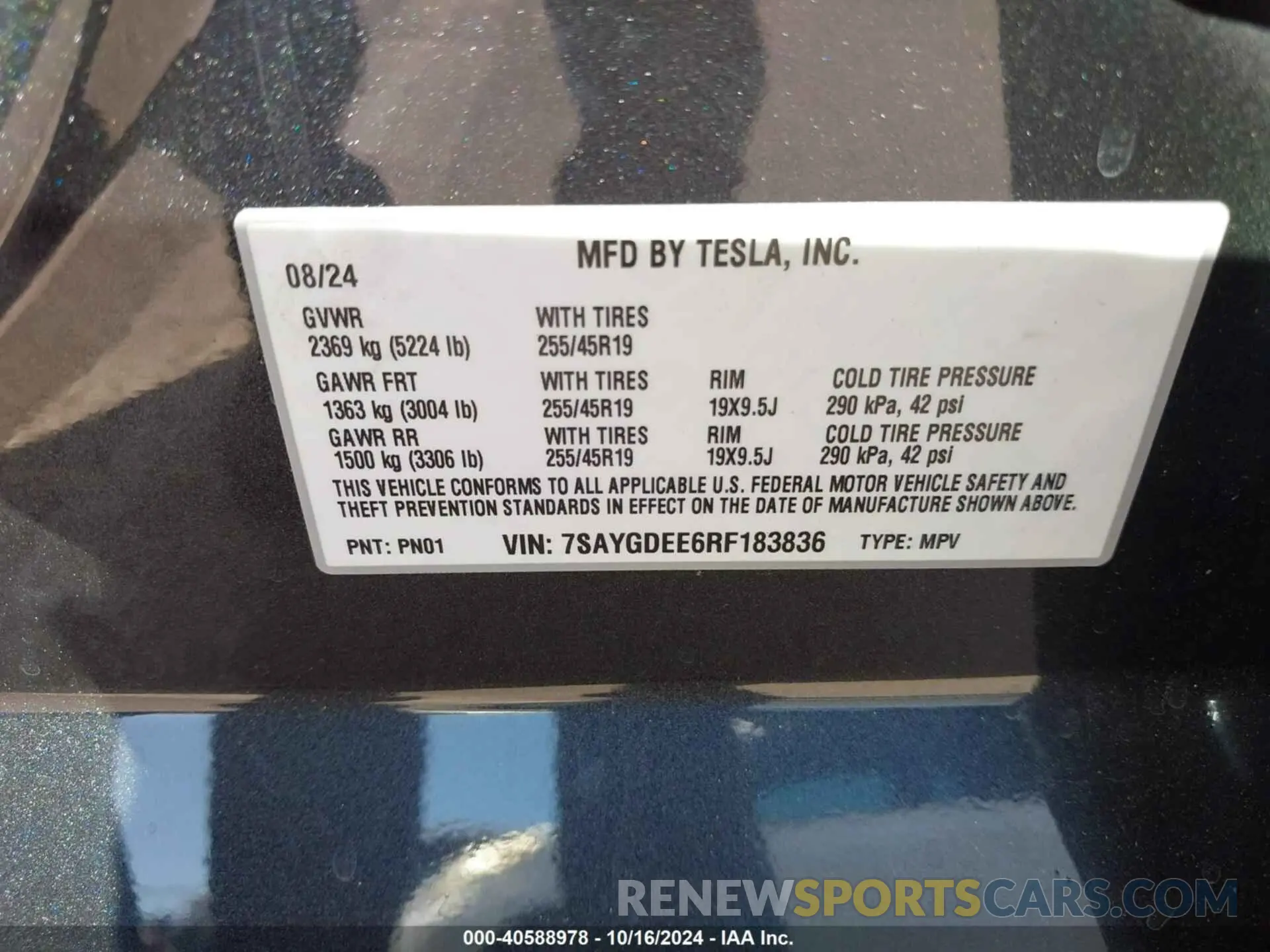 9 Photograph of a damaged car 7SAYGDEE6RF183836 TESLA MODEL Y 2024