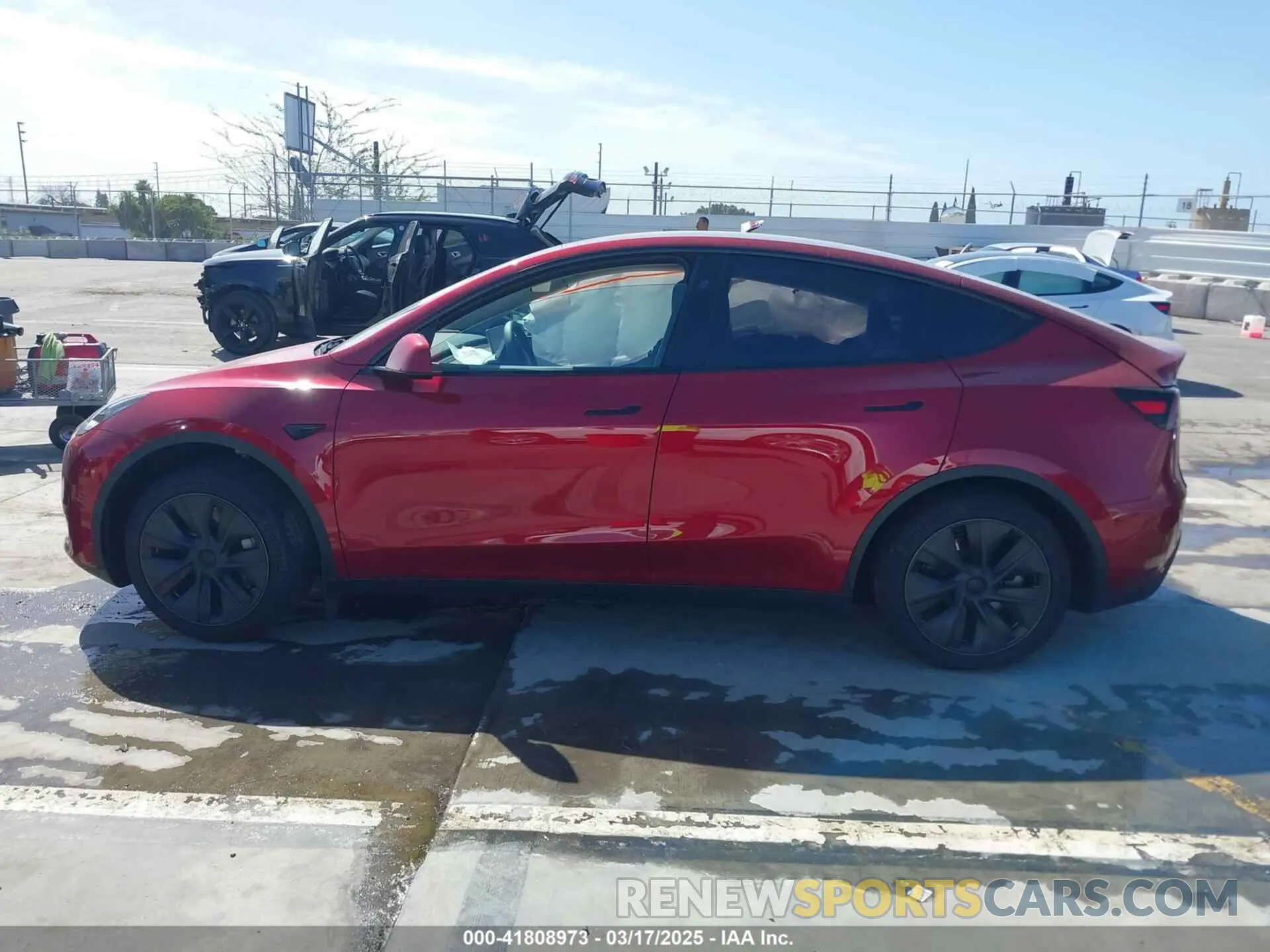 14 Фотография поврежденного автомобиля 7SAYGDEE6RF190947 TESLA MODEL Y 2024