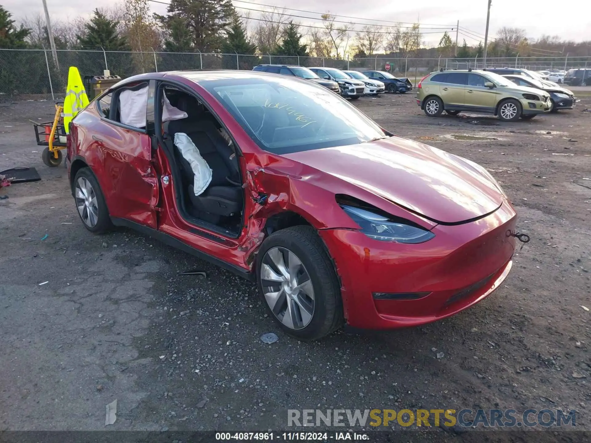 1 Photograph of a damaged car 7SAYGDEE6RF988624 TESLA MODEL Y 2024