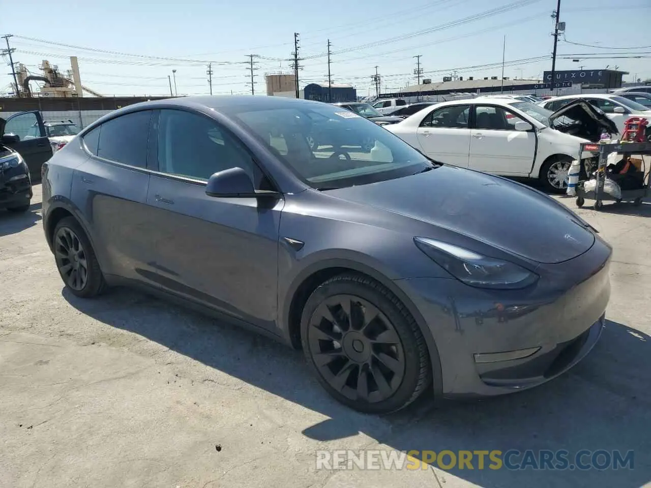 4 Photograph of a damaged car 7SAYGDEE7RA216985 TESLA MODEL Y 2024
