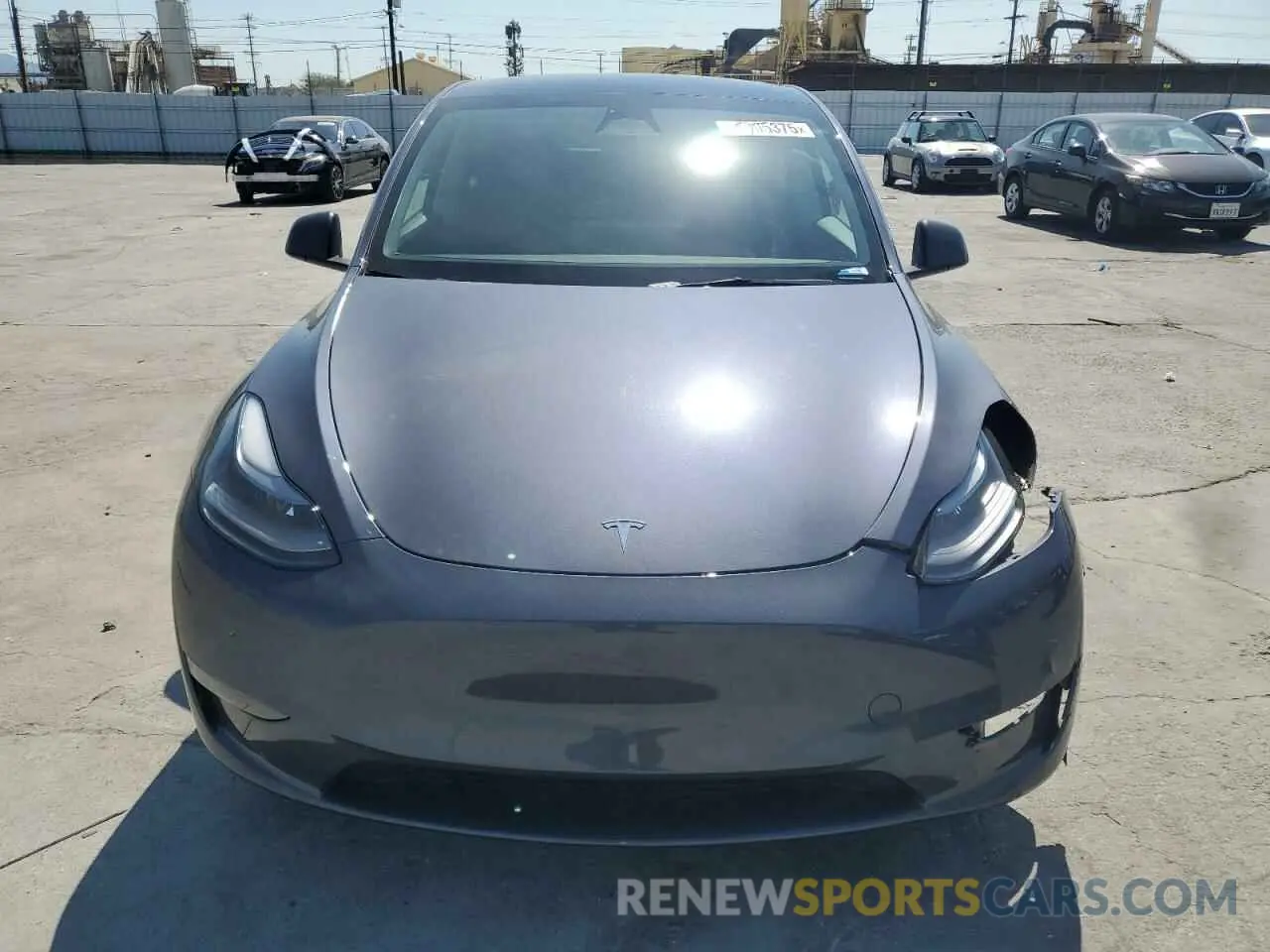 5 Photograph of a damaged car 7SAYGDEE7RA216985 TESLA MODEL Y 2024