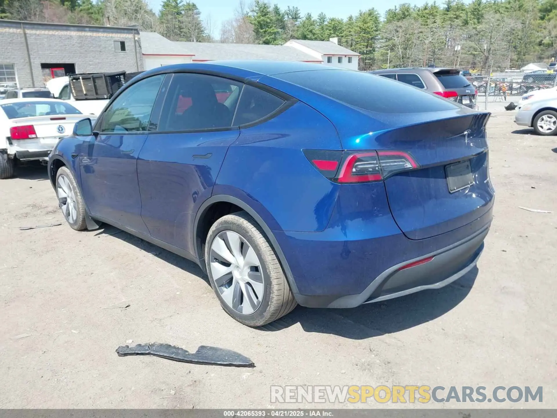 3 Фотография поврежденного автомобиля 7SAYGDEE7RA240977 TESLA MODEL Y 2024