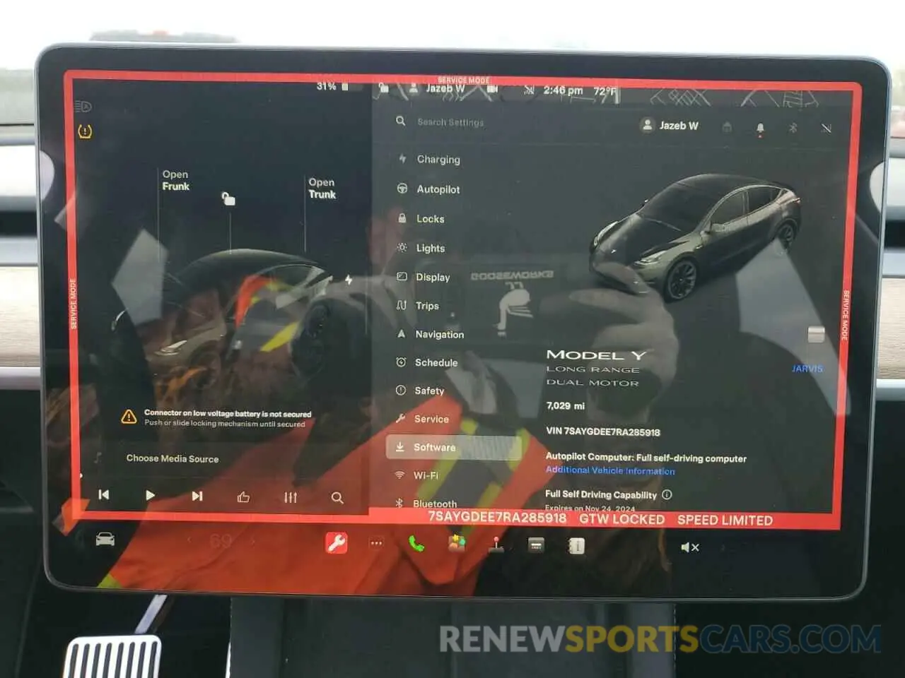 9 Photograph of a damaged car 7SAYGDEE7RA285918 TESLA MODEL Y 2024