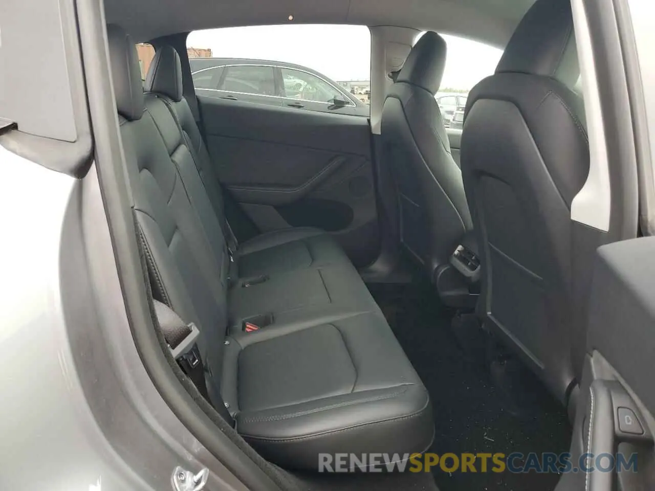 11 Фотография поврежденного автомобиля 7SAYGDEE7RA288057 TESLA MODEL Y 2024