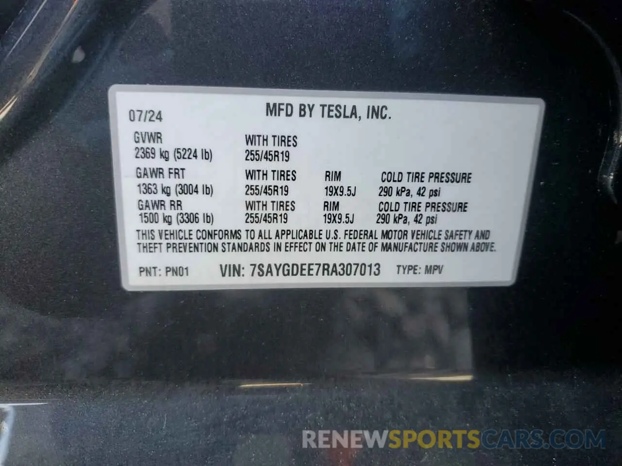 13 Photograph of a damaged car 7SAYGDEE7RA307013 TESLA MODEL Y 2024