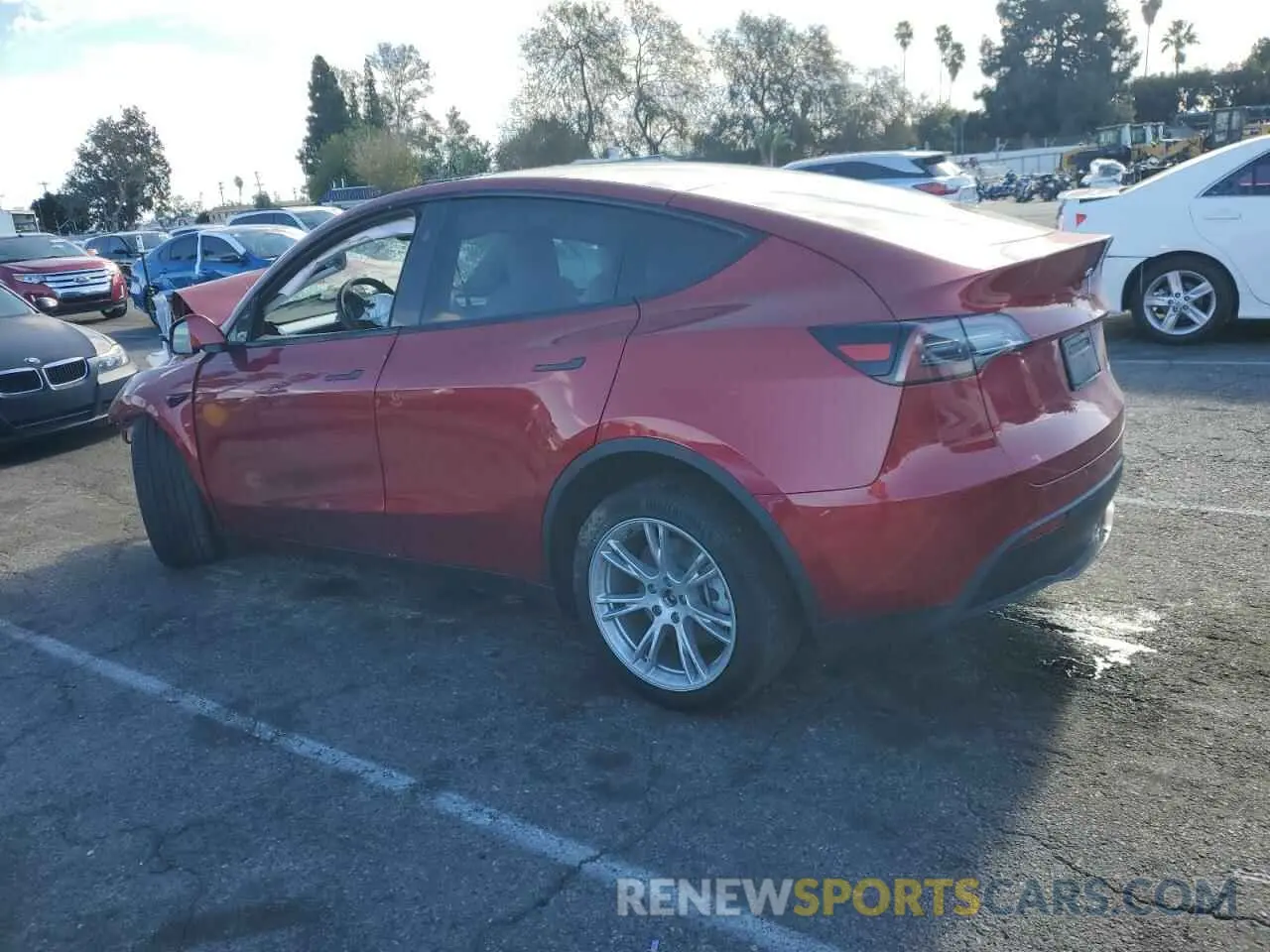 2 Photograph of a damaged car 7SAYGDEE7RF009984 TESLA MODEL Y 2024
