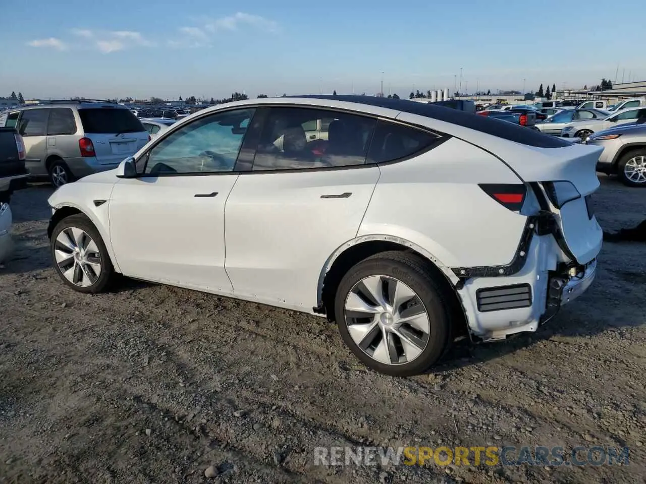 2 Photograph of a damaged car 7SAYGDEE7RF068890 TESLA MODEL Y 2024