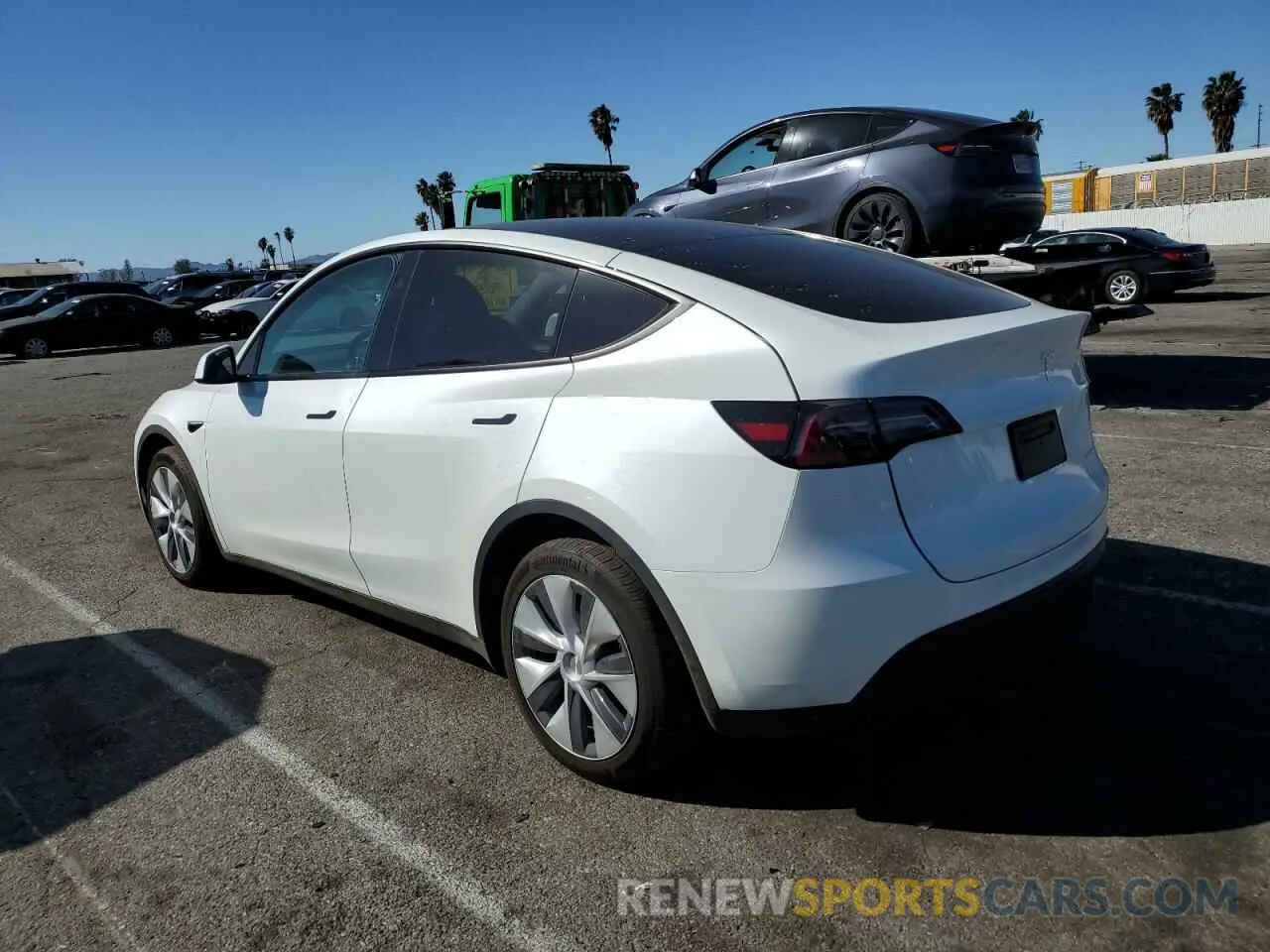 2 Фотография поврежденного автомобиля 7SAYGDEE7RF076424 TESLA MODEL Y 2024