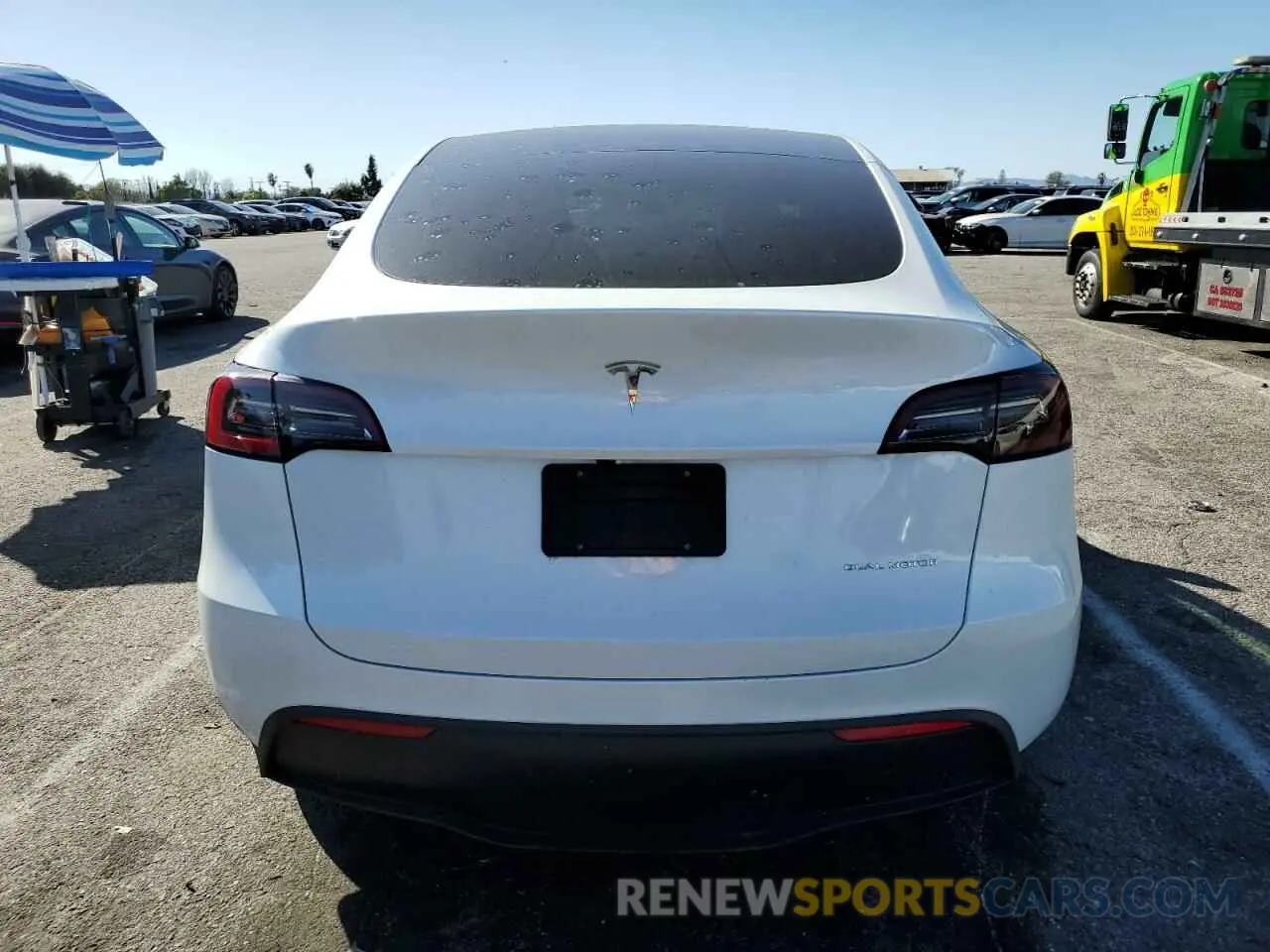 6 Фотография поврежденного автомобиля 7SAYGDEE7RF076424 TESLA MODEL Y 2024