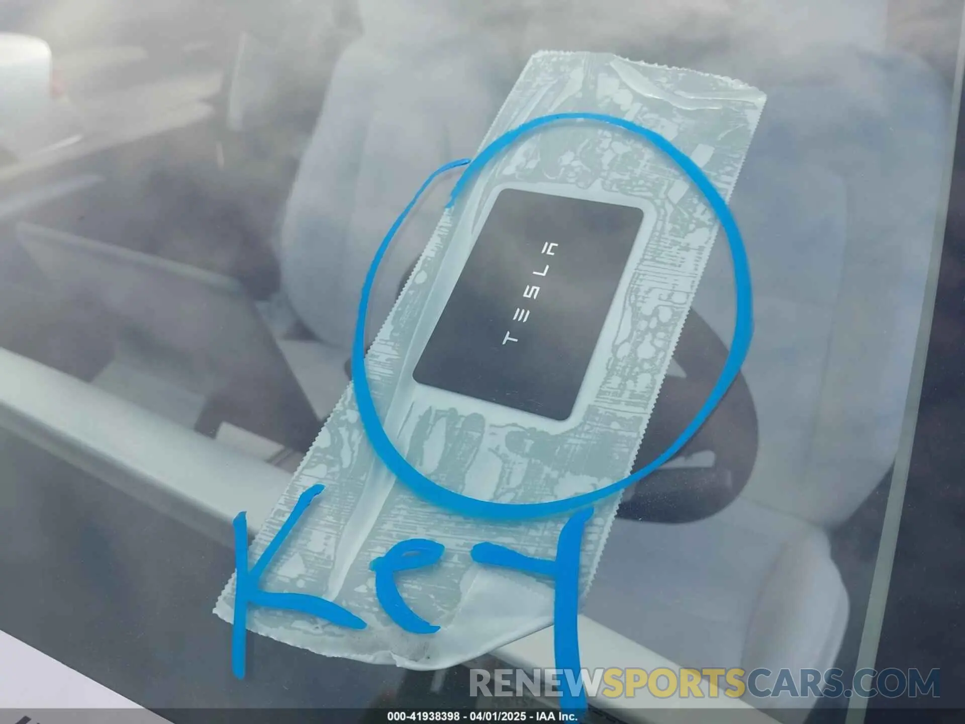 11 Фотография поврежденного автомобиля 7SAYGDEE7RF117702 TESLA MODEL Y 2024