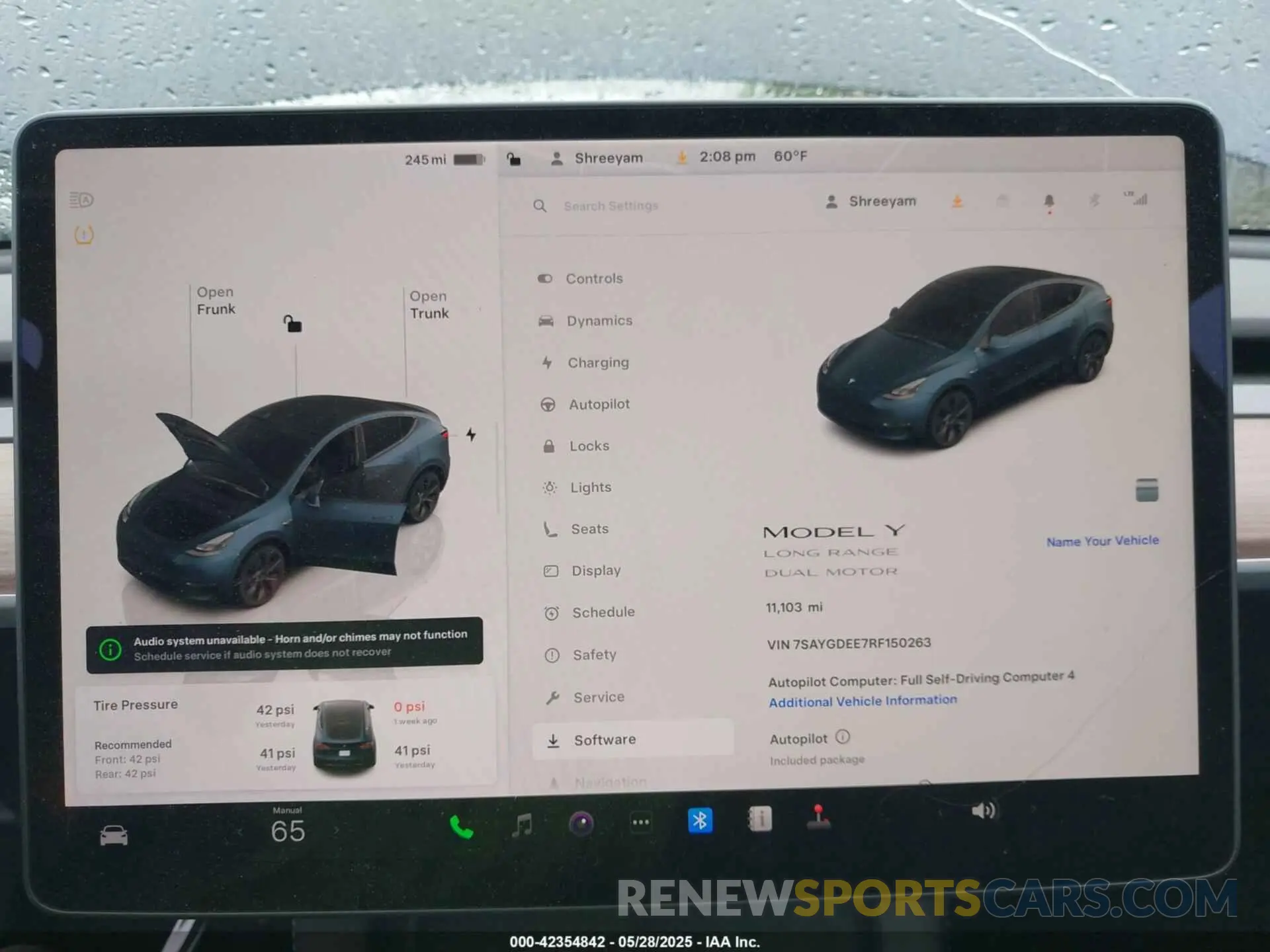 7 Photograph of a damaged car 7SAYGDEE7RF150263 TESLA MODEL Y 2024