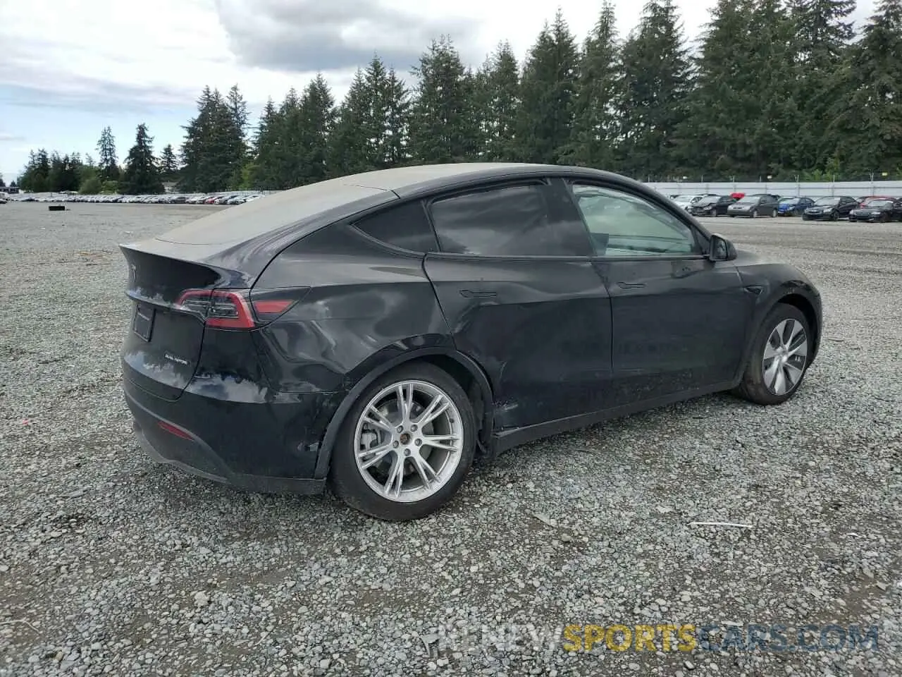 3 Фотография поврежденного автомобиля 7SAYGDEE7RF985344 TESLA MODEL Y 2024