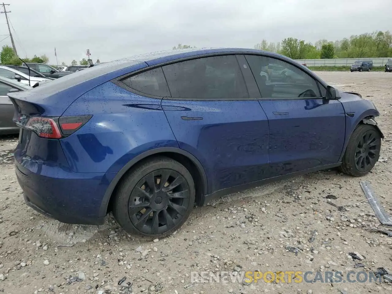 3 Photograph of a damaged car 7SAYGDEE8RA226229 TESLA MODEL Y 2024