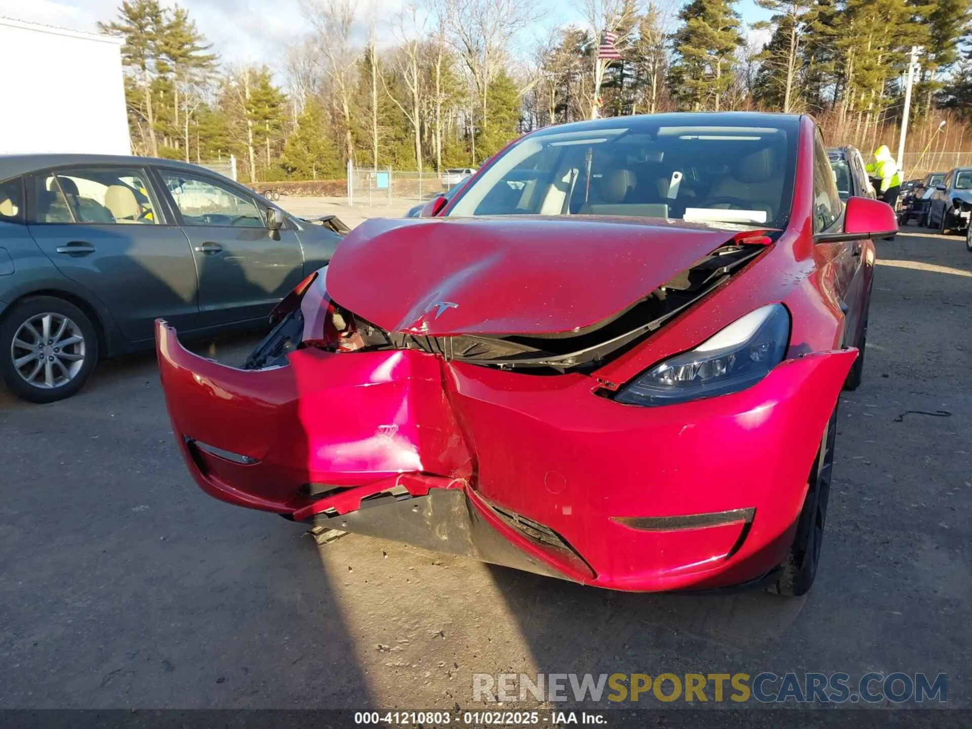 6 Photograph of a damaged car 7SAYGDEE8RA254256 TESLA MODEL Y 2024