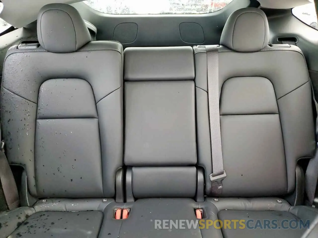 10 Фотография поврежденного автомобиля 7SAYGDEE8RA304900 TESLA MODEL Y 2024