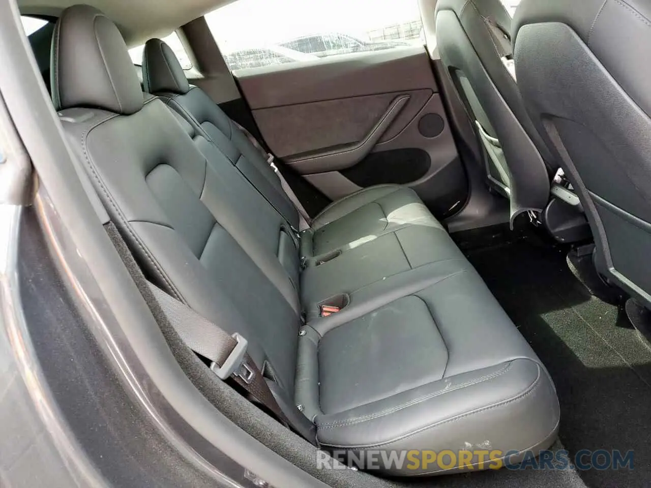 12 Фотография поврежденного автомобиля 7SAYGDEE8RA304900 TESLA MODEL Y 2024